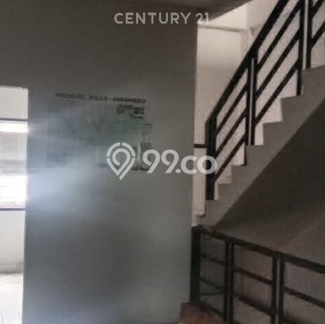 Ruko Kawasan Komersial di Meruya, Luas 250m², Prospektif Ruko Kawasan Komersial di Meruya, Luas 250m², Prospektif