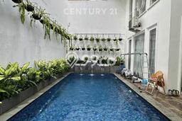 Hunian Mewah LB 350m2 Siap Huni Desain Elegan di Pondok Indah, Jakarta Selatan Hunian Mewah LB 350m2 Siap Huni Desain Elegan di Pondok Indah, Jakarta Selatan