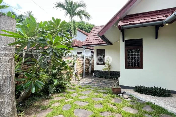 Dijual Hunian Rumah Terawat 2 Kamar di Senggigi, Lombok Barat Dijual Hunian Rumah Terawat 2 Kamar di Senggigi, Lombok Barat