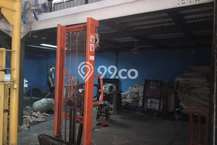 Gudang Bagus Dijual LB 230m2 Lokasi Strategis Jakarta Barat Area Cocok untuk Bisnis Gudang Bagus Dijual LB 230m2 Lokasi Strategis Jakarta Barat Area Cocok untuk Bisnis