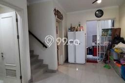 Rumah Akses Mudah area Green Lake City, Jakarta Barat, LT 90m² LB 102m² Rumah Akses Mudah area Green Lake City, Jakarta Barat, LT 90m² LB 102m²
