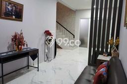 Rumah Area Strategis kawasan Taman Palem, Jakarta Barat, LT 180m² Bangunan 300m² Rumah Area Strategis kawasan Taman Palem, Jakarta Barat, LT 180m² Bangunan 300m²