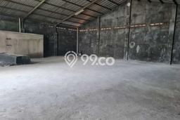 For Rent Gudang di Jalan Panjang, Luas 645m², Lokasi Strategis, Ready Pakai For Rent Gudang di Jalan Panjang, Luas 645m², Lokasi Strategis, Ready Pakai