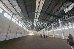 Gudang di Kapuk Kamal, Luas 6000m², Disewakan, Area Bisnis, Ready Pakai Gudang di Kapuk Kamal, Luas 6000m², Disewakan, Area Bisnis, Ready Pakai
