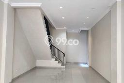 Ruko di Green Lake City, Luas 235m², Lokasi Strategis Ruko di Green Lake City, Luas 235m², Lokasi Strategis