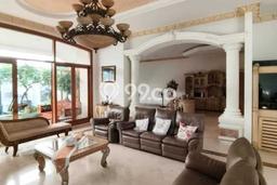 Rumah Lokasi Strategis di Pantai Mutiara, Jakarta Utara, LT 576m² LB 800m² Rumah Lokasi Strategis di Pantai Mutiara, Jakarta Utara, LT 576m² LB 800m²