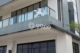 LOKASI PREMIUM! Ruko di Pantai Indah Kapuk 2, Luas 250m², Area Ramai LOKASI PREMIUM! Ruko di Pantai Indah Kapuk 2, Luas 250m², Area Ramai