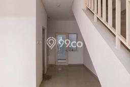 For Sale Hunian Rumah Terawat 2 KT di Pantai Indah Kapuk, Jakarta Utara For Sale Hunian Rumah Terawat 2 KT di Pantai Indah Kapuk, Jakarta Utara
