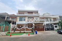 For Sale Rumah Mewah Exclusive di Cipondoh, Tangerang For Sale Rumah Mewah Exclusive di Cipondoh, Tangerang