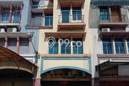 Area Ramai! Ruko Dijual di Payung Sekaki untuk Bisnis Luas Bangunan 300m2 Area Ramai! Ruko Dijual di Payung Sekaki untuk Bisnis Luas Bangunan 300m2