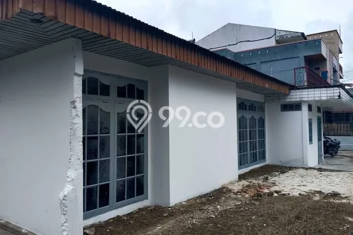 Gudang disewakan di Sukajadi Pekanbaru dengan luas bangunan 600m2 Gudang disewakan di Sukajadi Pekanbaru dengan luas bangunan 600m2