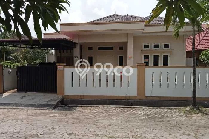 Rumah Modern Cantik 3 Kamar Siap Huni di Marpoyan Damai Rumah Modern Cantik 3 Kamar Siap Huni di Marpoyan Damai