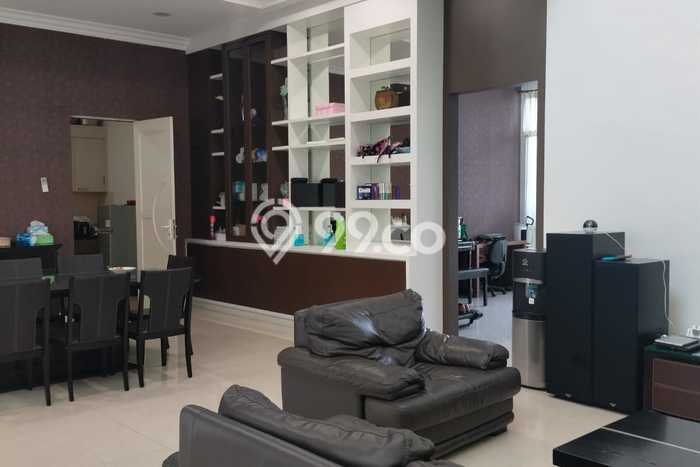 Hunian Mewah Dijual LT 300m2 di Marpoyan Damai, Pekanbaru Hunian Mewah Dijual LT 300m2 di Marpoyan Damai, Pekanbaru