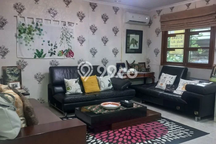 Rumah Minimalis 4 Kamar LT 216m2 di Lippo Karawaci Rumah Minimalis 4 Kamar LT 216m2 di Lippo Karawaci
