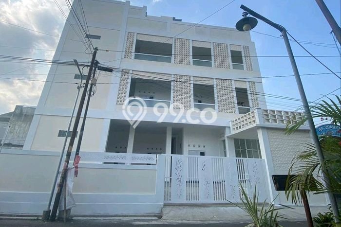 Siap Huni Rumah Mewah 29 Kamar di Sleman Dekat ke Mana Pun Siap Huni Rumah Mewah 29 Kamar di Sleman Dekat ke Mana Pun