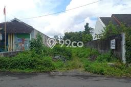 Kavling Tanah di Ngaglik Dijual Luas 938m2 Legalitas SHM Kavling Tanah di Ngaglik Dijual Luas 938m2 Legalitas SHM