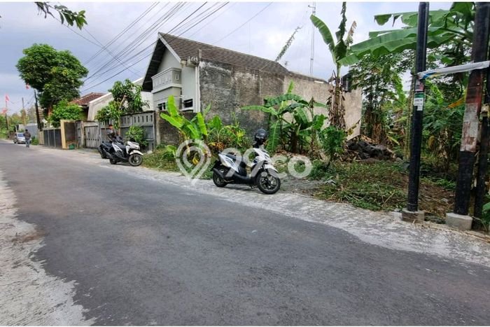 Dijual Tanah di Sleman Sleman Luas 204m2 SHM Dijual Tanah di Sleman Sleman Luas 204m2 SHM
