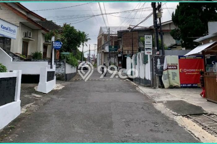 Kavling Tanah di Ngaglik Dijual Luas 318m2 Legalitas SHM Kavling Tanah di Ngaglik Dijual Luas 318m2 Legalitas SHM