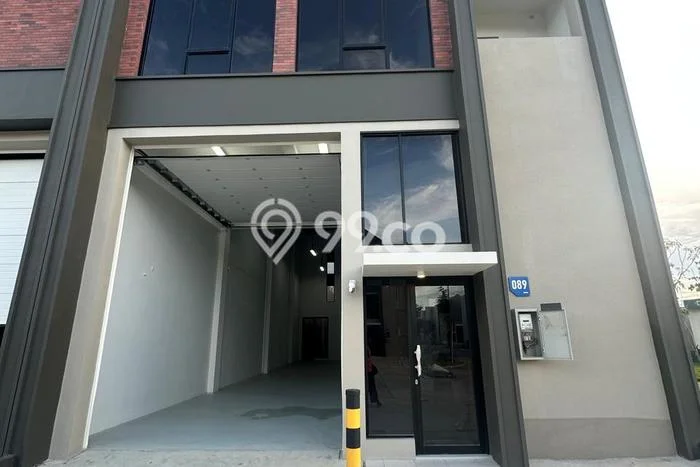 FOR RENT! Gudang di Pantai Indah Kapuk 2 Cocok untuk Bisnis 291m2 FOR RENT! Gudang di Pantai Indah Kapuk 2 Cocok untuk Bisnis 291m2