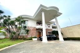 Jual Cepat Rumah LT 1051m² / LB 795m² di Jantung Kota Kelapa Gading, Jakarta Utara Jual Cepat Rumah LT 1051m² / LB 795m² di Jantung Kota Kelapa Gading, Jakarta Utara