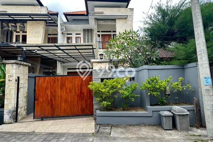Rumah Mewah LB 159m2 Siap Huni Desain Elegan di Sidakarya, Denpasar Rumah Mewah LB 159m2 Siap Huni Desain Elegan di Sidakarya, Denpasar