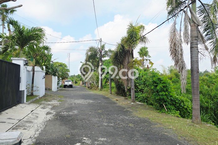 Rumah Mewah LB 174m2 Siap Pakai Desain Elegan di Singapadu, Gianyar Rumah Mewah LB 174m2 Siap Pakai Desain Elegan di Singapadu, Gianyar