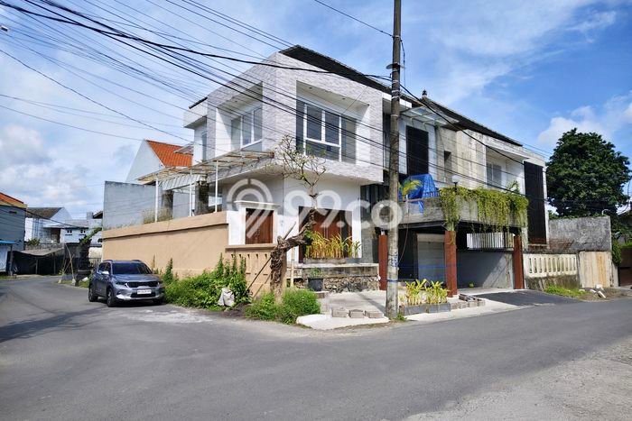 Jual Rumah Mewah Megah Dengan View Cantik di Sunset Road, Badung Jual Rumah Mewah Megah Dengan View Cantik di Sunset Road, Badung