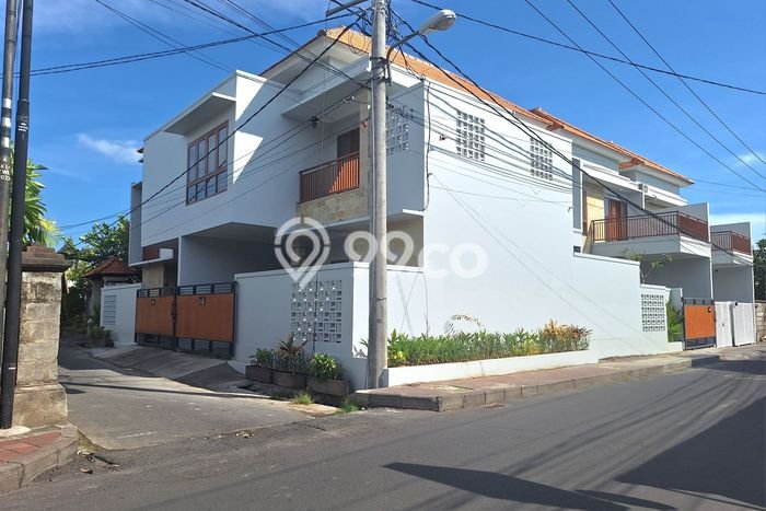 Rumah Exclusive 3 KT 3 KM di Kawasan Asri Sanur Kauh, Denpasar Rumah Exclusive 3 KT 3 KM di Kawasan Asri Sanur Kauh, Denpasar