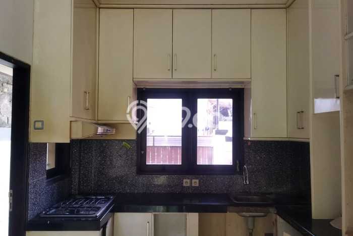 For Sale! Premium House LT 207m2 Desain Elegan di Kerobokan Kaja For Sale! Premium House LT 207m2 Desain Elegan di Kerobokan Kaja