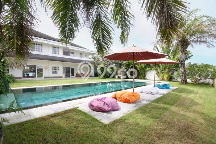 Rumah Elit Modern Tanpa Renovasi di Umalas Badung Rumah Elit Modern Tanpa Renovasi di Umalas Badung