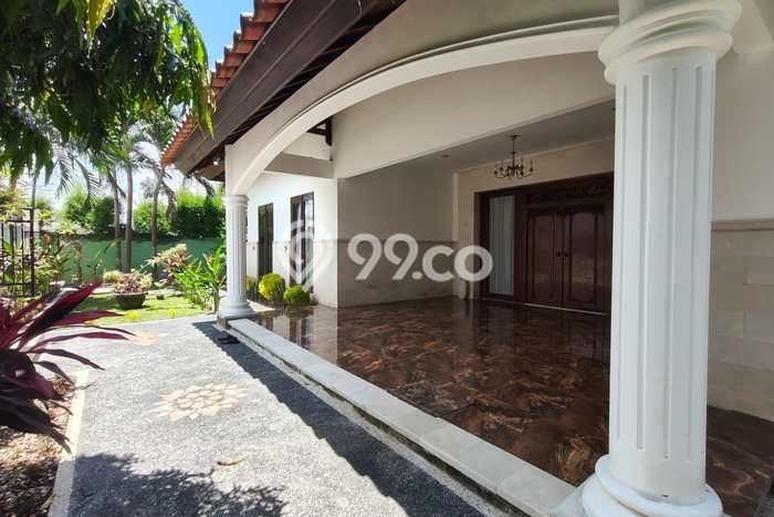 FOR SALE! Vila Kawasan , Area 1500m2m², Lokasi Premium FOR SALE! Vila Kawasan , Area 1500m2m², Lokasi Premium