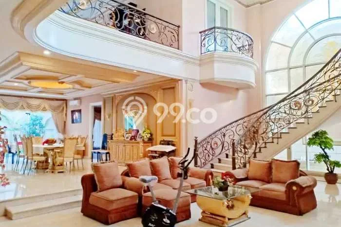 Rumah area Galaxy, Surabaya, Luas 525m2m² Bangunan 1000m2m² Rumah area Galaxy, Surabaya, Luas 525m2m² Bangunan 1000m2m²