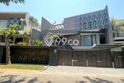Rumah di Graha, Luas 390m2m², Bangunan 900m2m² Rumah di Graha, Luas 390m2m², Bangunan 900m2m²