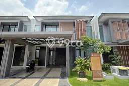 Dijual Rumah Mewah Megah Dengan View Cantik di Pakuwon City, Surabaya Dijual Rumah Mewah Megah Dengan View Cantik di Pakuwon City, Surabaya