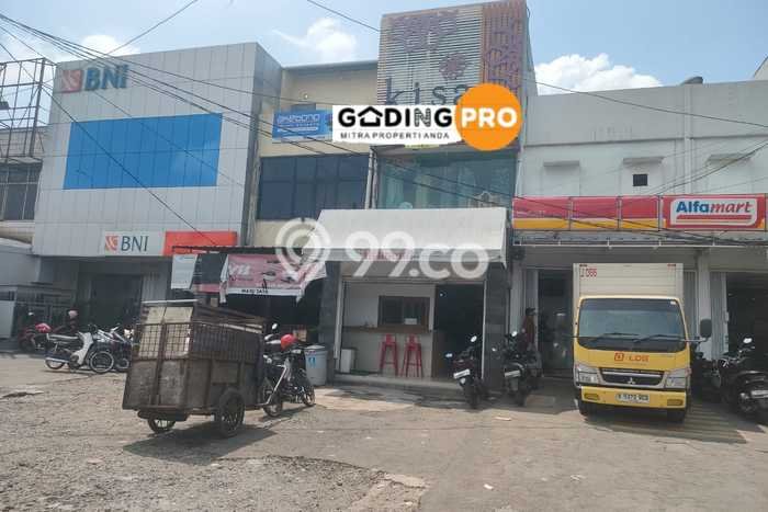 Ruko Dijual di Jakarta Timur LT 168m2 & LB 450m2 Lokasi Terbaik! Ruko Dijual di Jakarta Timur LT 168m2 & LB 450m2 Lokasi Terbaik!
