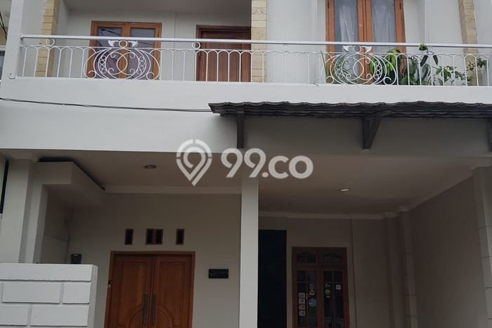 Rumah Luas Asri 5 KT Siap Pakai di Cibubur Jakarta Timur Rumah Luas Asri 5 KT Siap Pakai di Cibubur Jakarta Timur