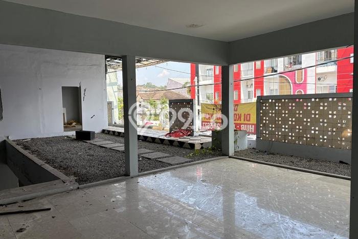 Unit Komersial Dijual di Semarang LT 1050m2 & LB 850m2 Unit Komersial Dijual di Semarang LT 1050m2 & LB 850m2