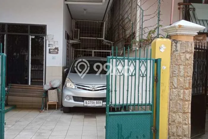 Unit Kost Dijual di Petojo dengan 11 Kamar Area Strategis Unit Kost Dijual di Petojo dengan 11 Kamar Area Strategis