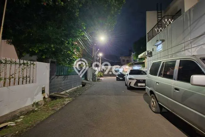 For Sale! Premium House LT 200m2 Desain Modern di Sunrise Garden For Sale! Premium House LT 200m2 Desain Modern di Sunrise Garden