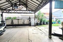 KESEMPATAN TERBAIK! Rumah Nyaman area , Luas 520m2m² LB 216m2m² KESEMPATAN TERBAIK! Rumah Nyaman area , Luas 520m2m² LB 216m2m²