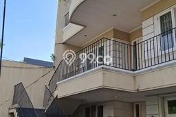 Dijual Rumah Luas Megah Dengan View Eksklusif di Pondok Indah, Jakarta Selatan Dijual Rumah Luas Megah Dengan View Eksklusif di Pondok Indah, Jakarta Selatan