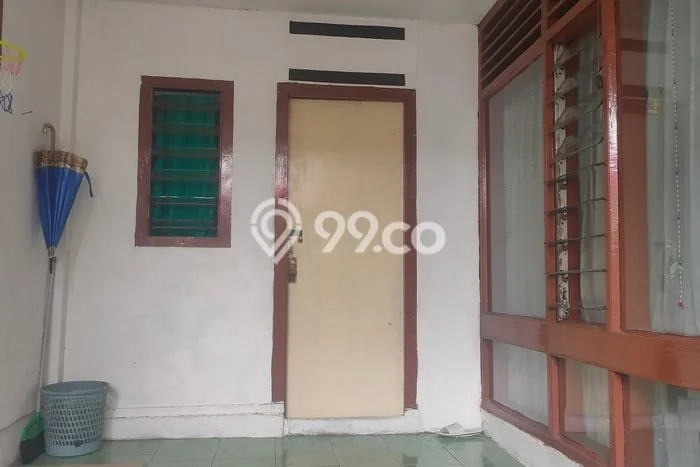 Kost Strategis Disewakan di Wonokromo, Surabaya Kondisi Baik Full Furnished Kost Strategis Disewakan di Wonokromo, Surabaya Kondisi Baik Full Furnished