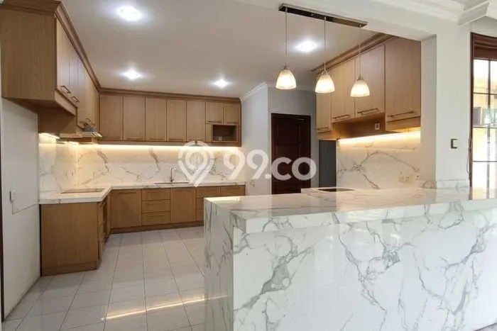 Rumah Mewah LB 1200m2 Siap Pakai Desain Elegan di Pondok Indah, Jakarta Selatan Rumah Mewah LB 1200m2 Siap Pakai Desain Elegan di Pondok Indah, Jakarta Selatan