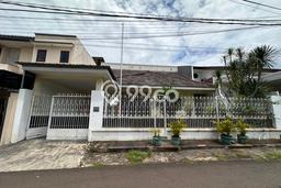 Dijual Rumah Luas Megah Dengan View Cantik di Bintaro, Jakarta Selatan Dijual Rumah Luas Megah Dengan View Cantik di Bintaro, Jakarta Selatan