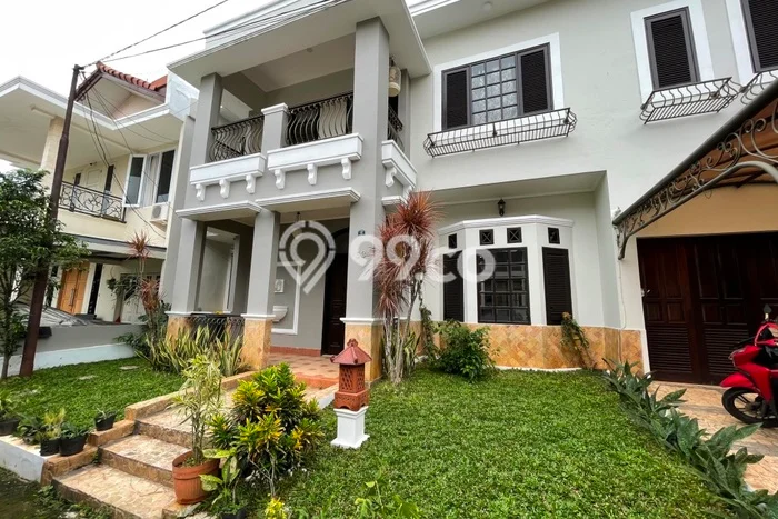 Jual Rumah Luas Megah Dengan View Cantik di Pangkalan Jati, Depok Jual Rumah Luas Megah Dengan View Cantik di Pangkalan Jati, Depok