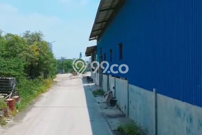 Unit Gudang Paling Strategis di Cakung Jakarta Timur dengan LB 5000m2 Unit Gudang Paling Strategis di Cakung Jakarta Timur dengan LB 5000m2