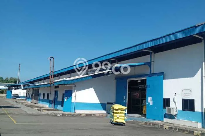 Gudang bagus disewakan di Subang Subang dengan LB 12800m2 harga sewa terbaik Gudang bagus disewakan di Subang Subang dengan LB 12800m2 harga sewa terbaik