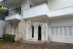 Sewa Rumah Nyaman di Menteng Siap Huni dan Strategis Sewa Rumah Nyaman di Menteng Siap Huni dan Strategis