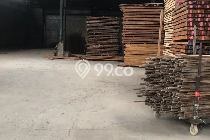 Disewakan Gudang di Cakung Jakarta Timur LT 4000m2, LB 2695m2 Disewakan Gudang di Cakung Jakarta Timur LT 4000m2, LB 2695m2