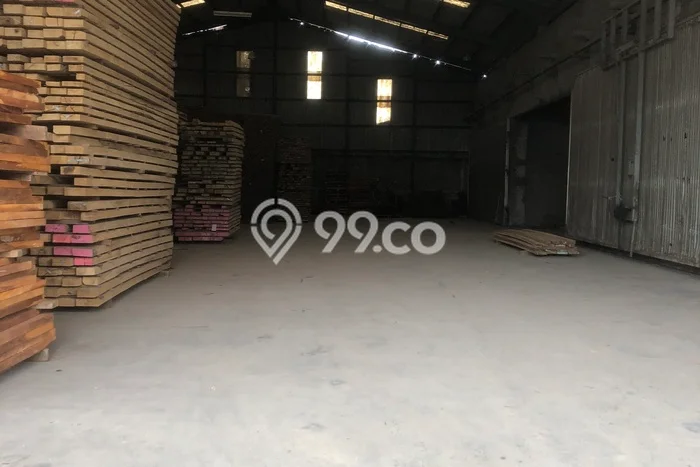Disewakan Gudang di Cakung Jakarta Timur LT 4000m2, LB 2695m2 Disewakan Gudang di Cakung Jakarta Timur LT 4000m2, LB 2695m2